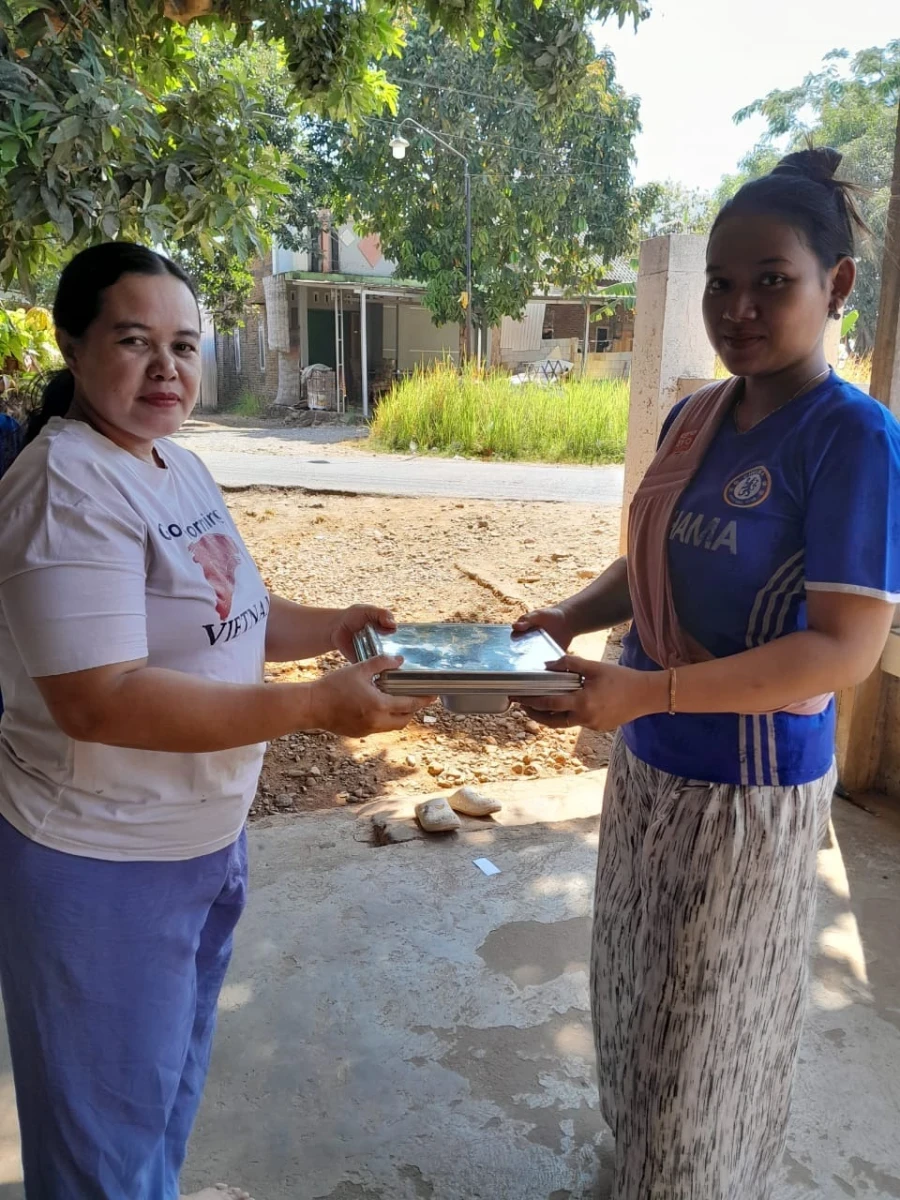 PEMBAGIAN MBG BALITA DI POS PANDAN 2 DESA KEDUNGCINO