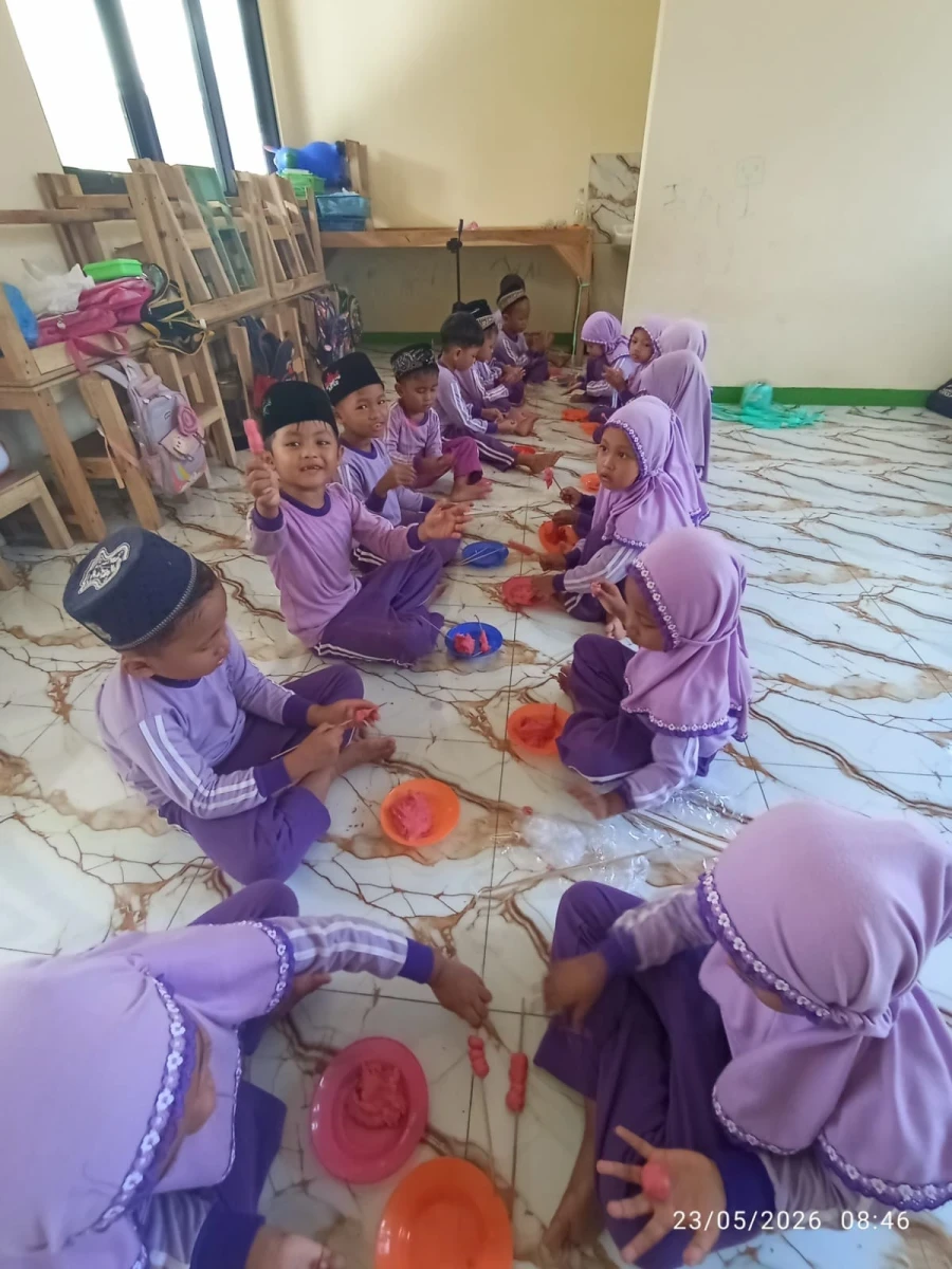 Membuat sate dari bahan malam/ slaim