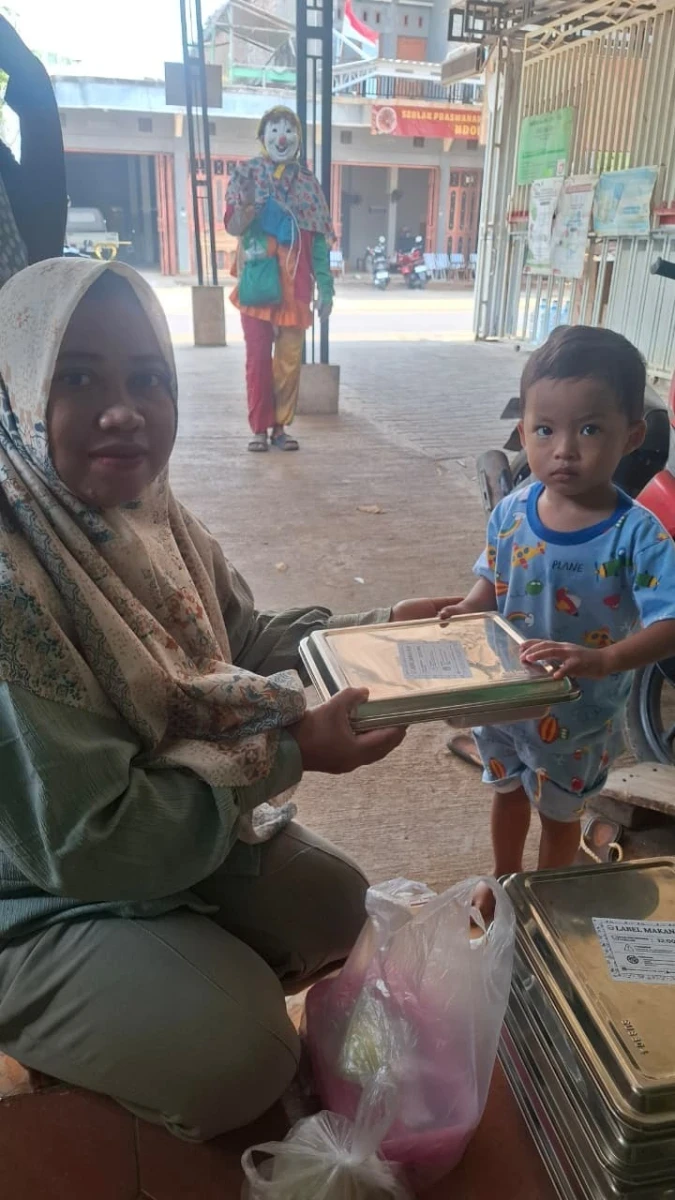 Pembagian MBG untuk Balita di Posyandu Kasih Ibu 3