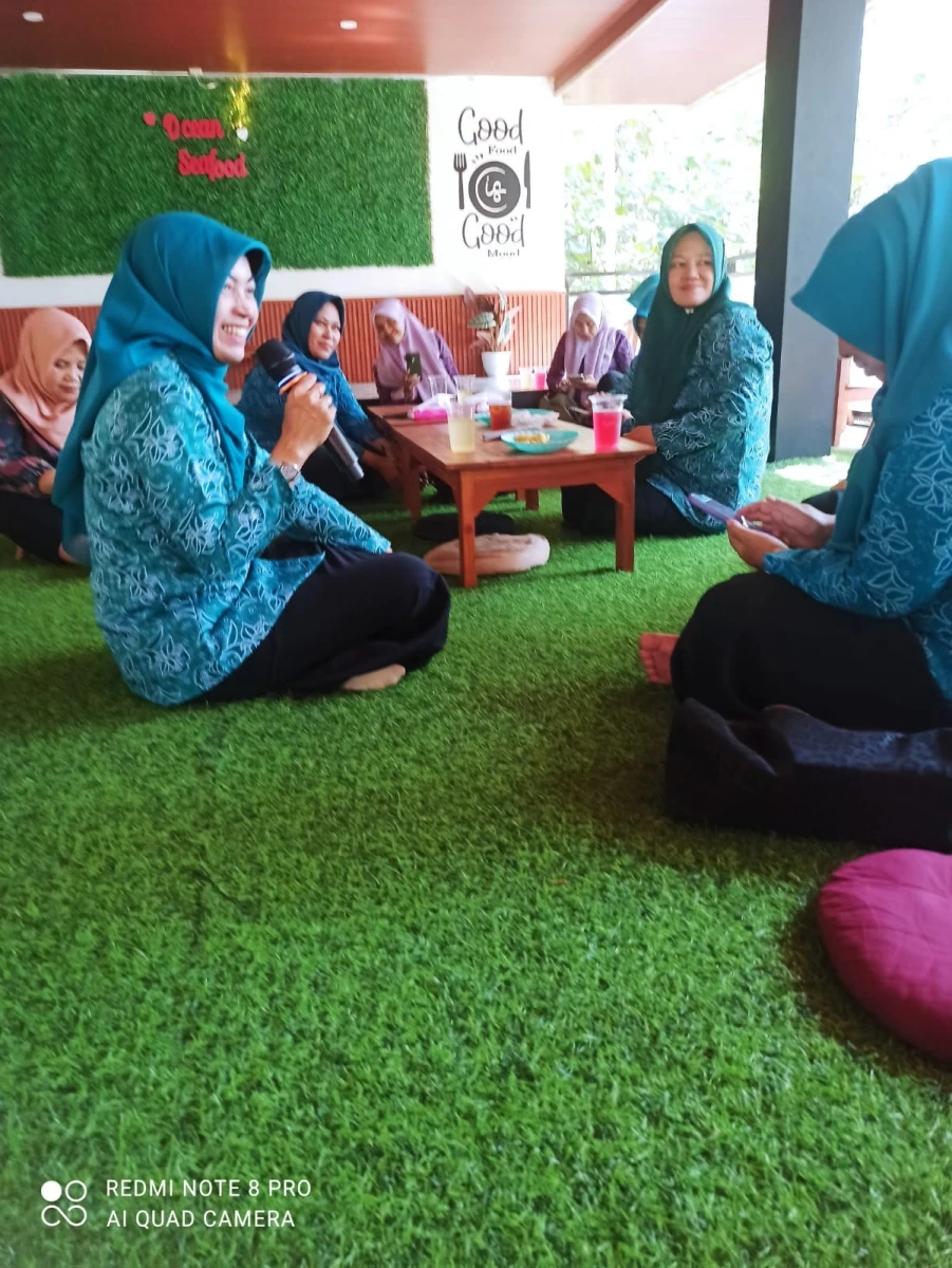 PERTEMUAN TP PKK SE-KECAMATAN 