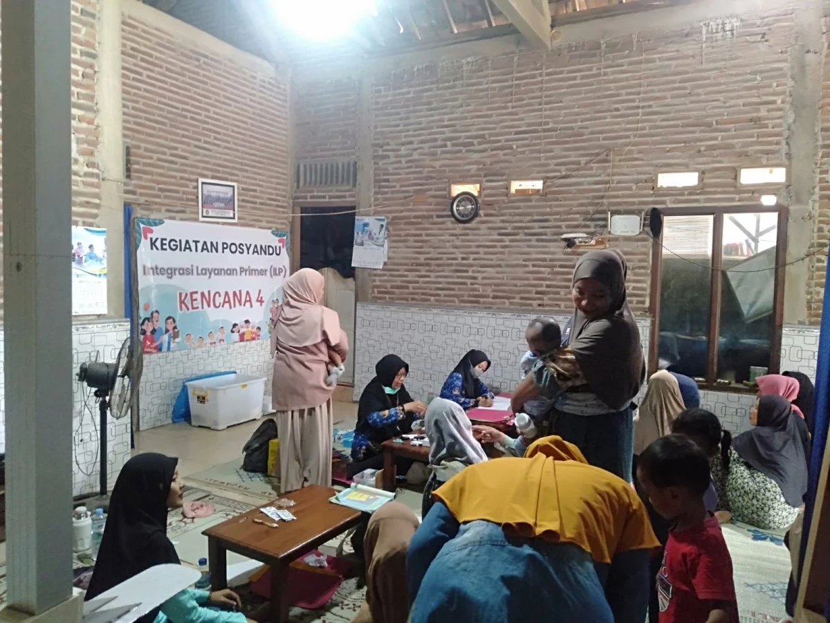 Kegiatan posyandu ilp kencana 4 desa geneng