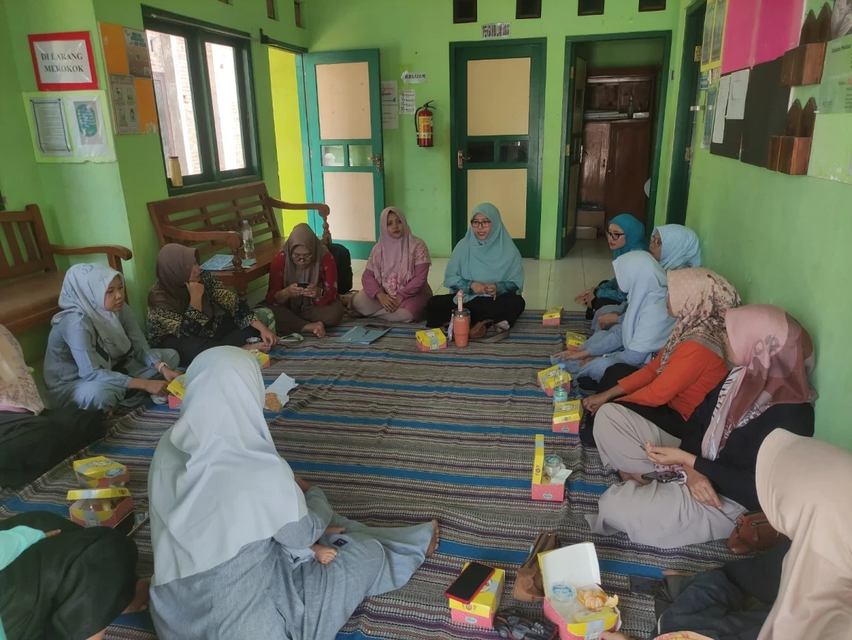  Tri bina keluarga balita remaja lansia dan kegiatan poktan