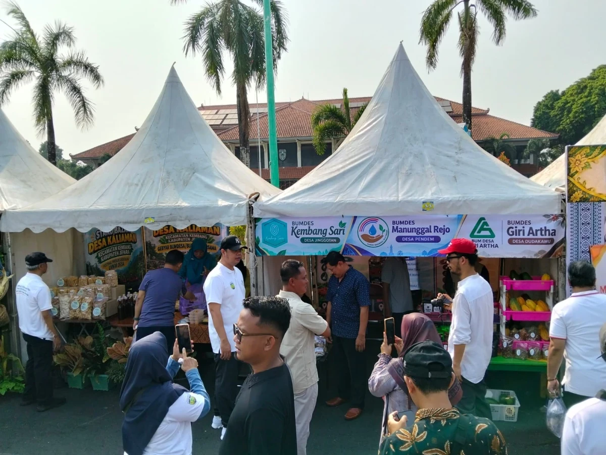 Partisipasi dari Kec.Kembang Dalam Rangka Gebyar BumDes Dengan Produk Unggulan Desa