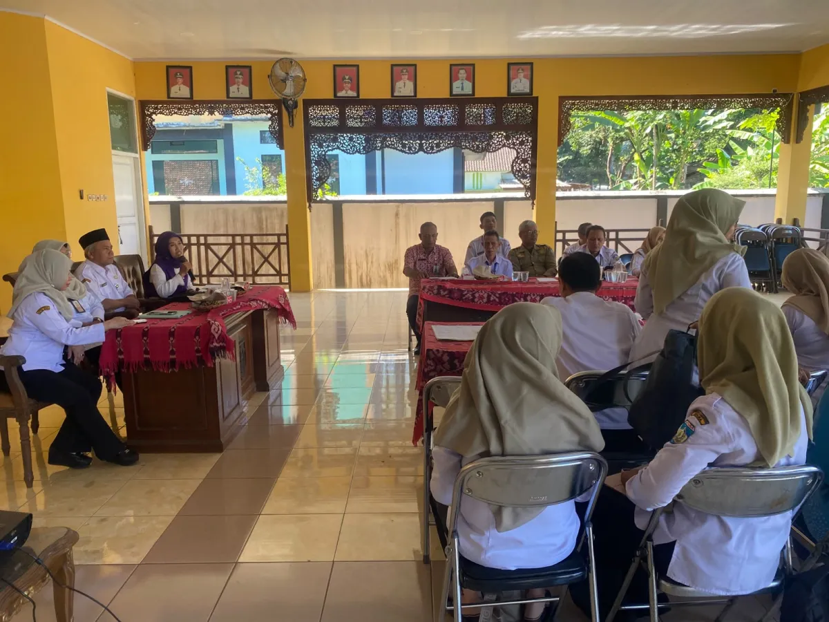 Pembinaan TP Posyandu Kecamatan Pakis Aji bersama Dinsospermasdes Kabupaten Jepara