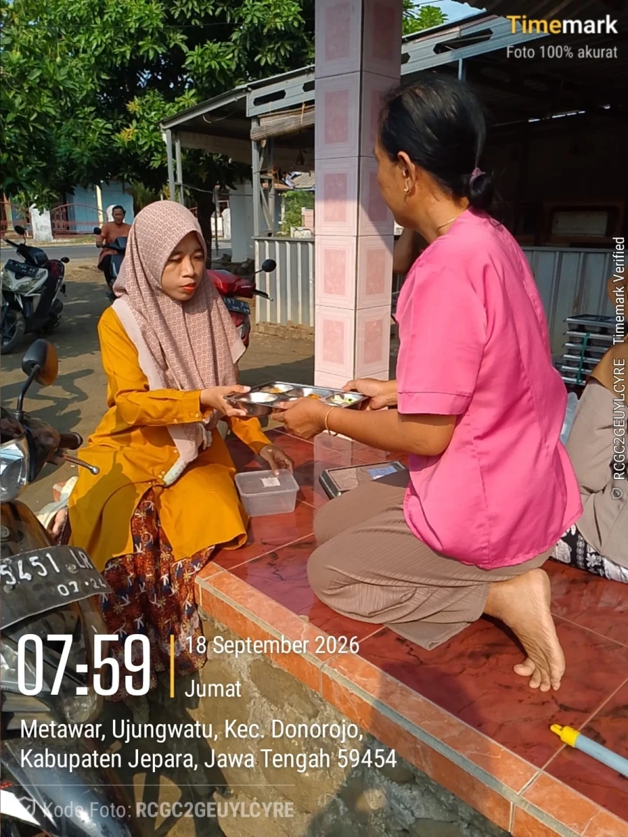 PENDAMPINGAN PENDISTRIBUSIAN MAKAN BERGIZI GRATIS (MBG) DI RW 01 POS 01 METAWAR