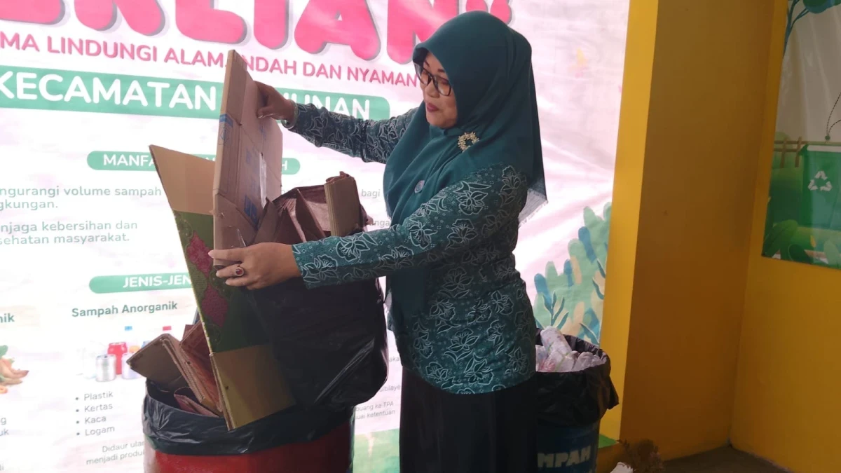 Bank Sampah Berlian Diluncurkan, TP. PKK se-Kecamatan Tahunan Perkuat Gerakan Peduli Lingkungan