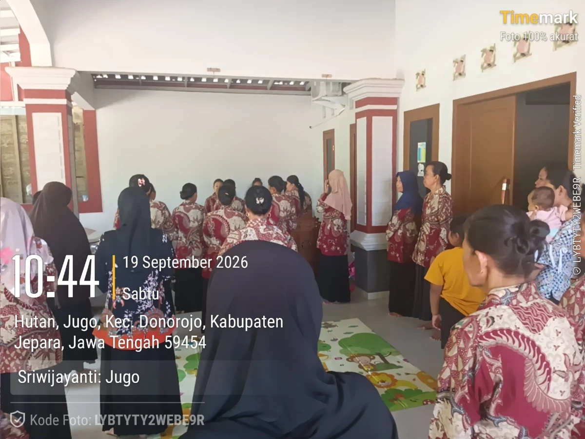 Pertemuan rutin PKK RT 02 RW 02 Desa jugo 