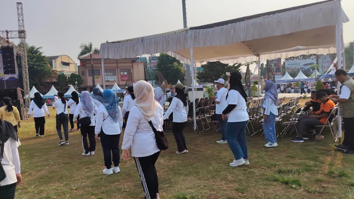 Senam Bersama dalam Gebyar Bumdes dan Bumdesma
