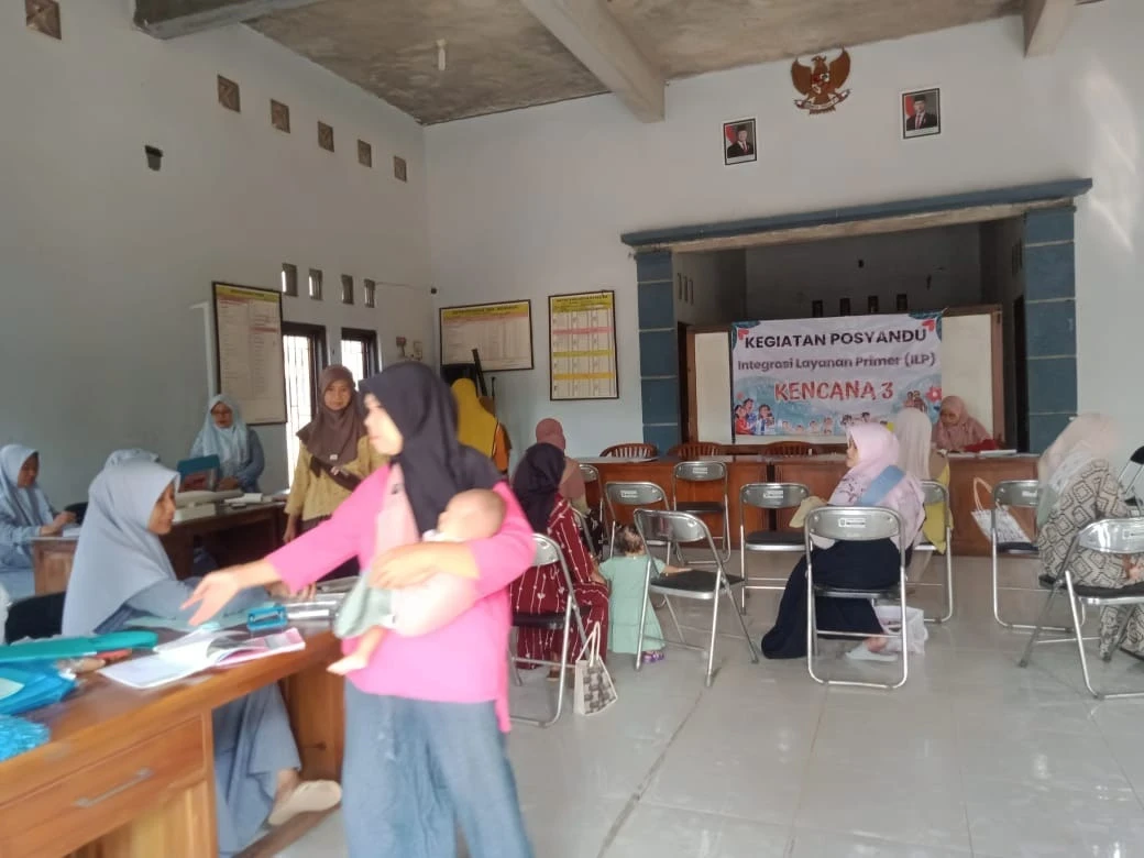 Kegiatan posyandu ilp rutin kencana 3 desa geneng