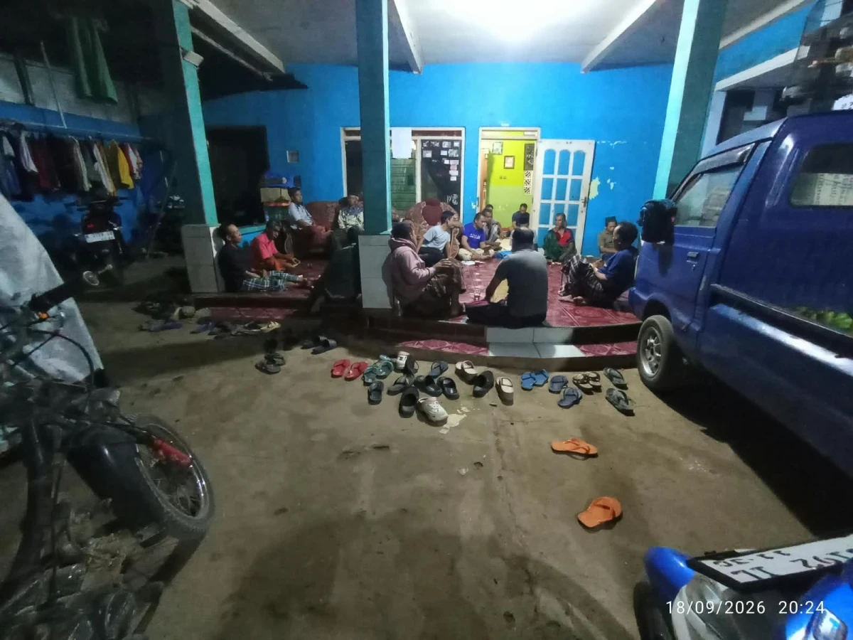 PERTEMUAN RUTIN PKK RT 24 RW 04