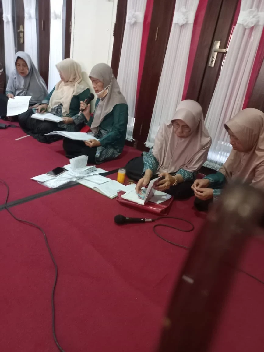 Pertemuan Rutin PKK RT 02/07 Griya Tahunan Indah Jepara 