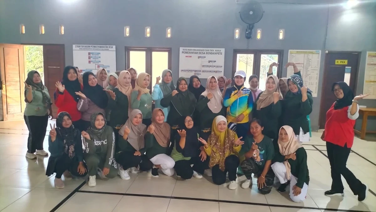 Senam Sehat Bersama Ibu Ibu PKK Desa Bendanpete