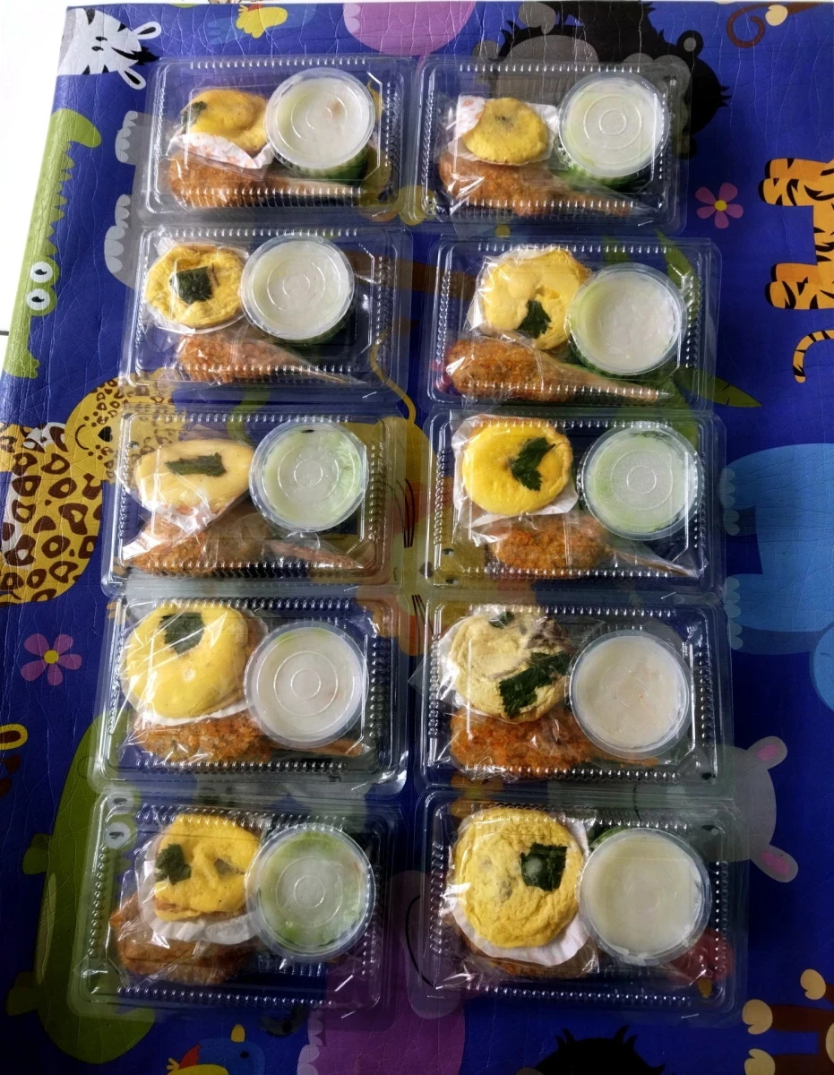 Cemilan PMT aneka kue tradisional 