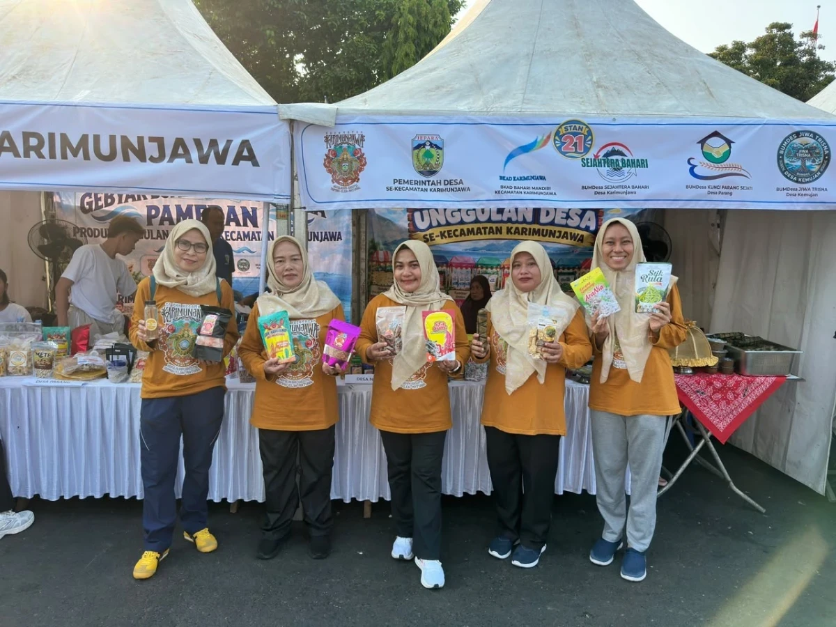 Produk UMKM Unggulan Kecamatan Karimunjawa Ikut Meramaikan Galeri Dekranasda