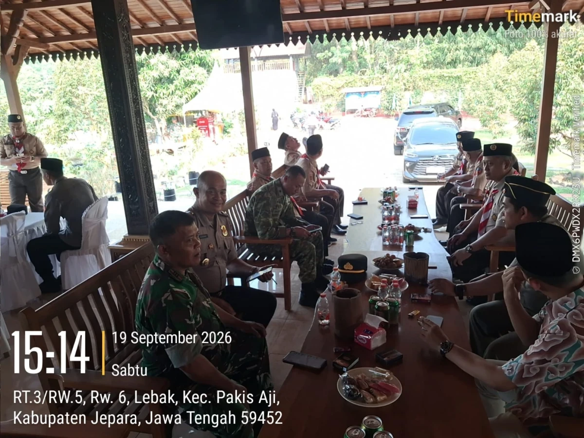 mengikuti kegiatan sarasehan dalam rangka kegiatan PERSIMA NU 2