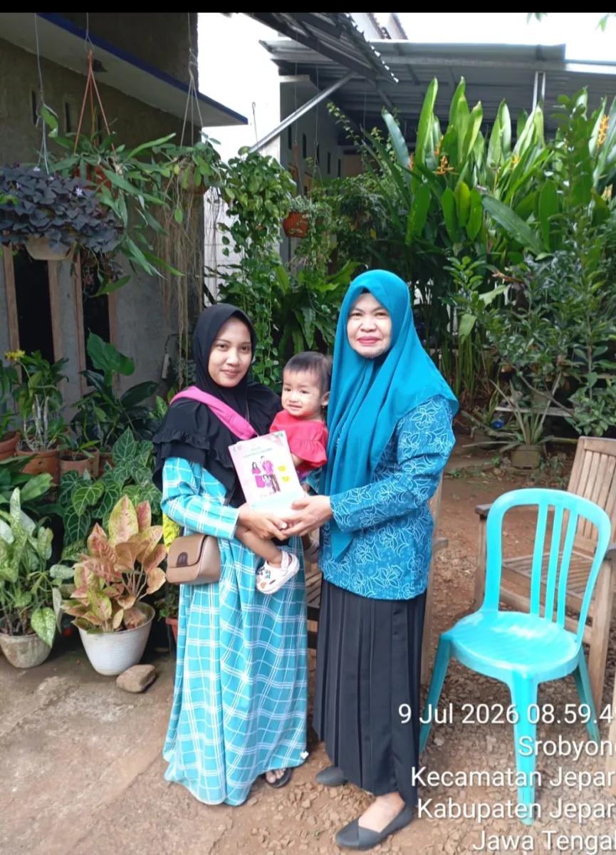 KUNJUNGAN KE POSYANDU OLEH TP PKK DESA