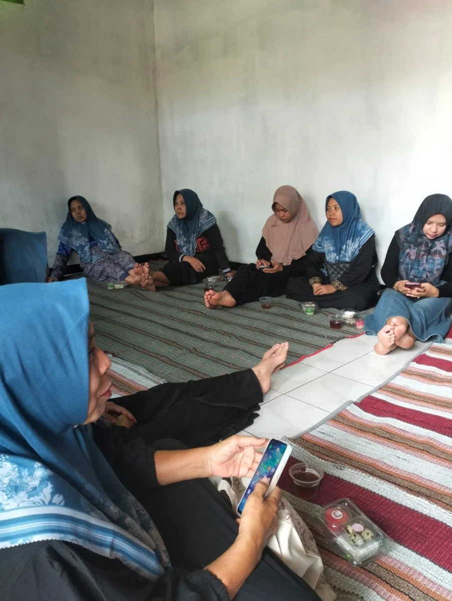 Kegiatan rutinan pkk rt 02/08 tahunan bok biru