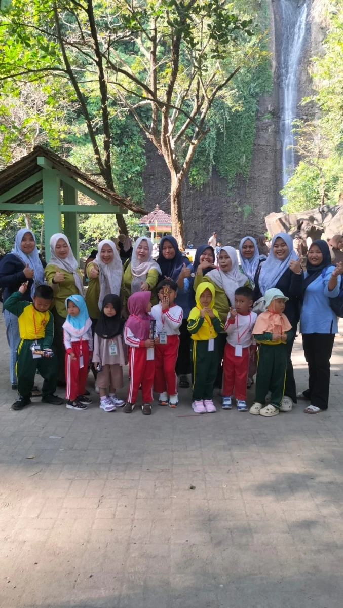 Outing Clas TK Se desa Bucu