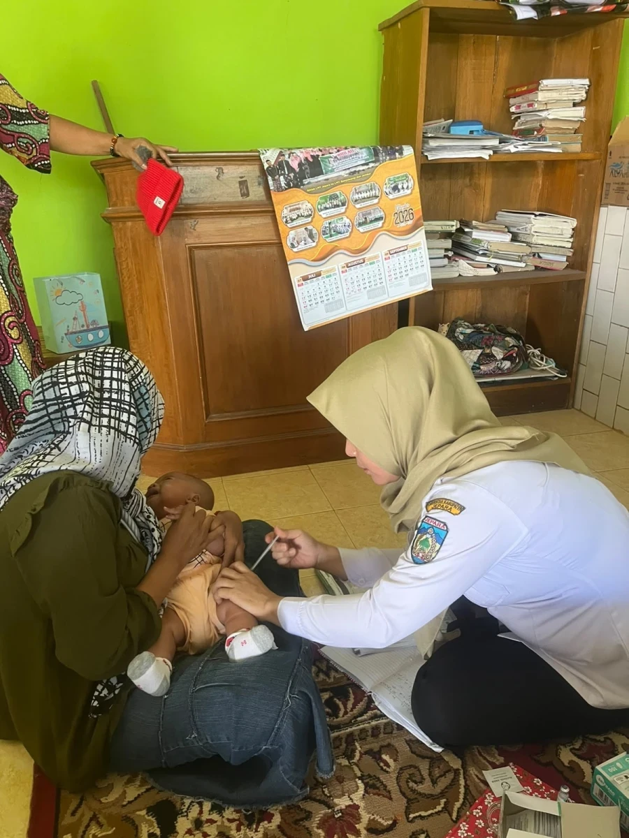 Imunisasi dan pengecekan Tumbuh Kembang Anak