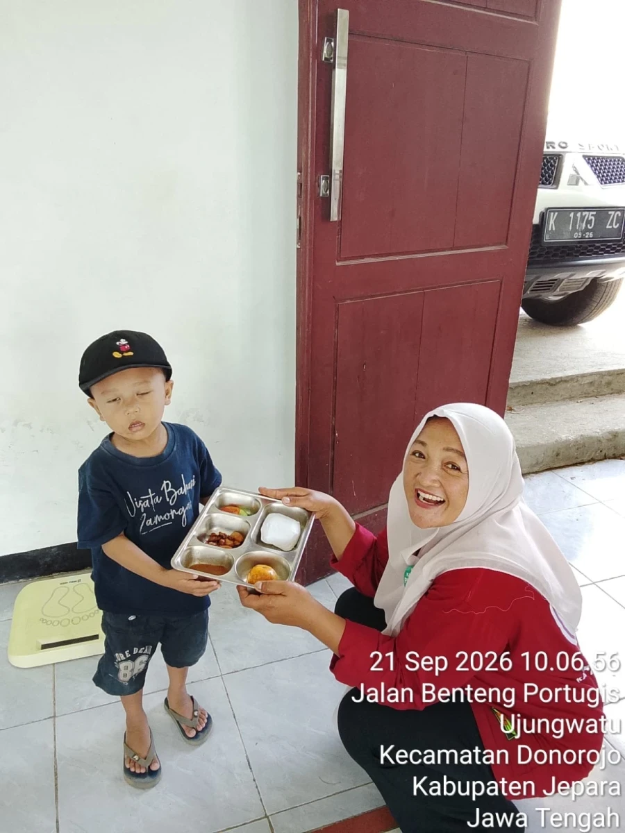 KEGIATAN MBG DI POS 01 RW 01 DUKUH METAWAR