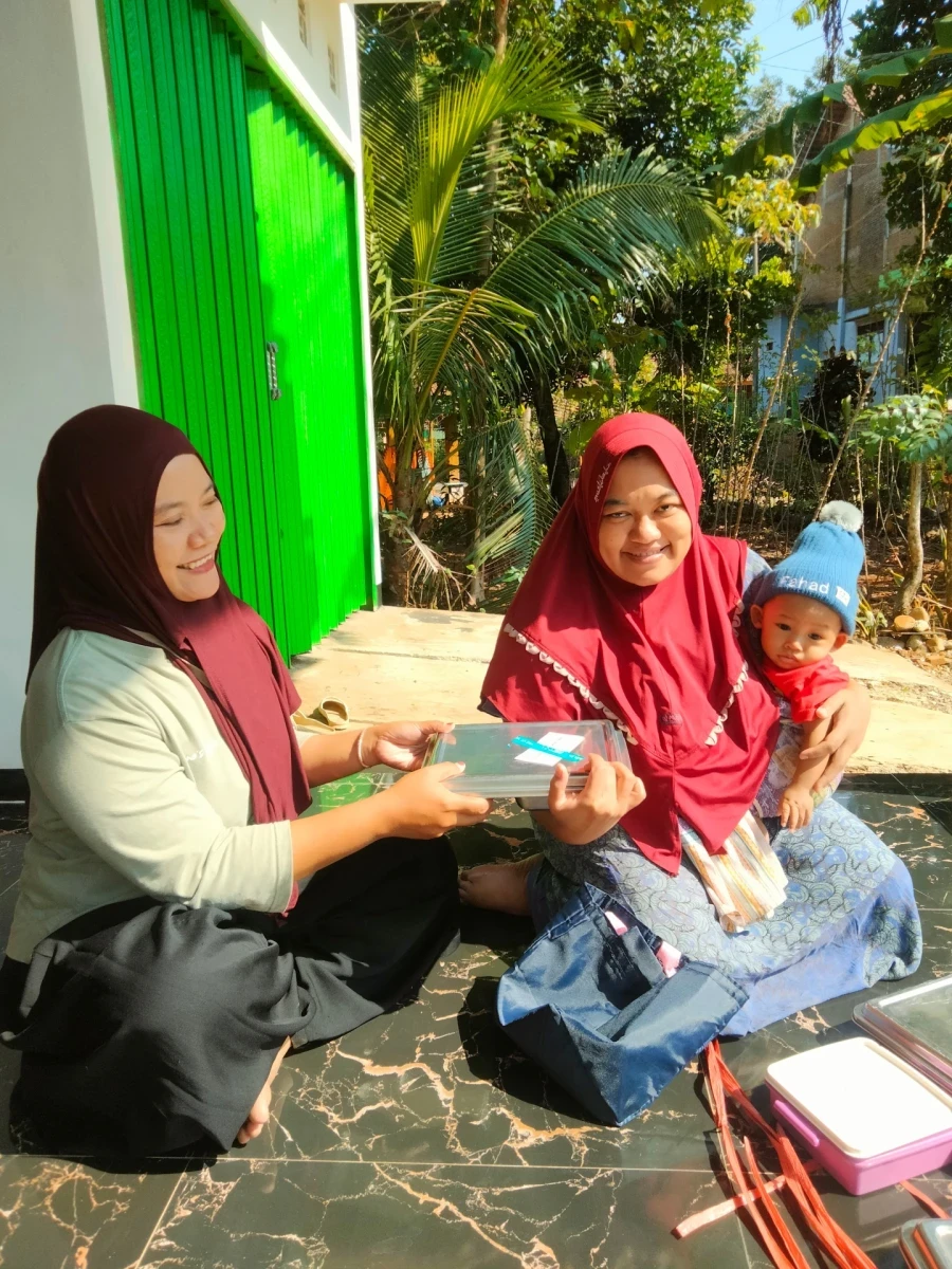 Pembagian makanan gratis bergizi (MBG)