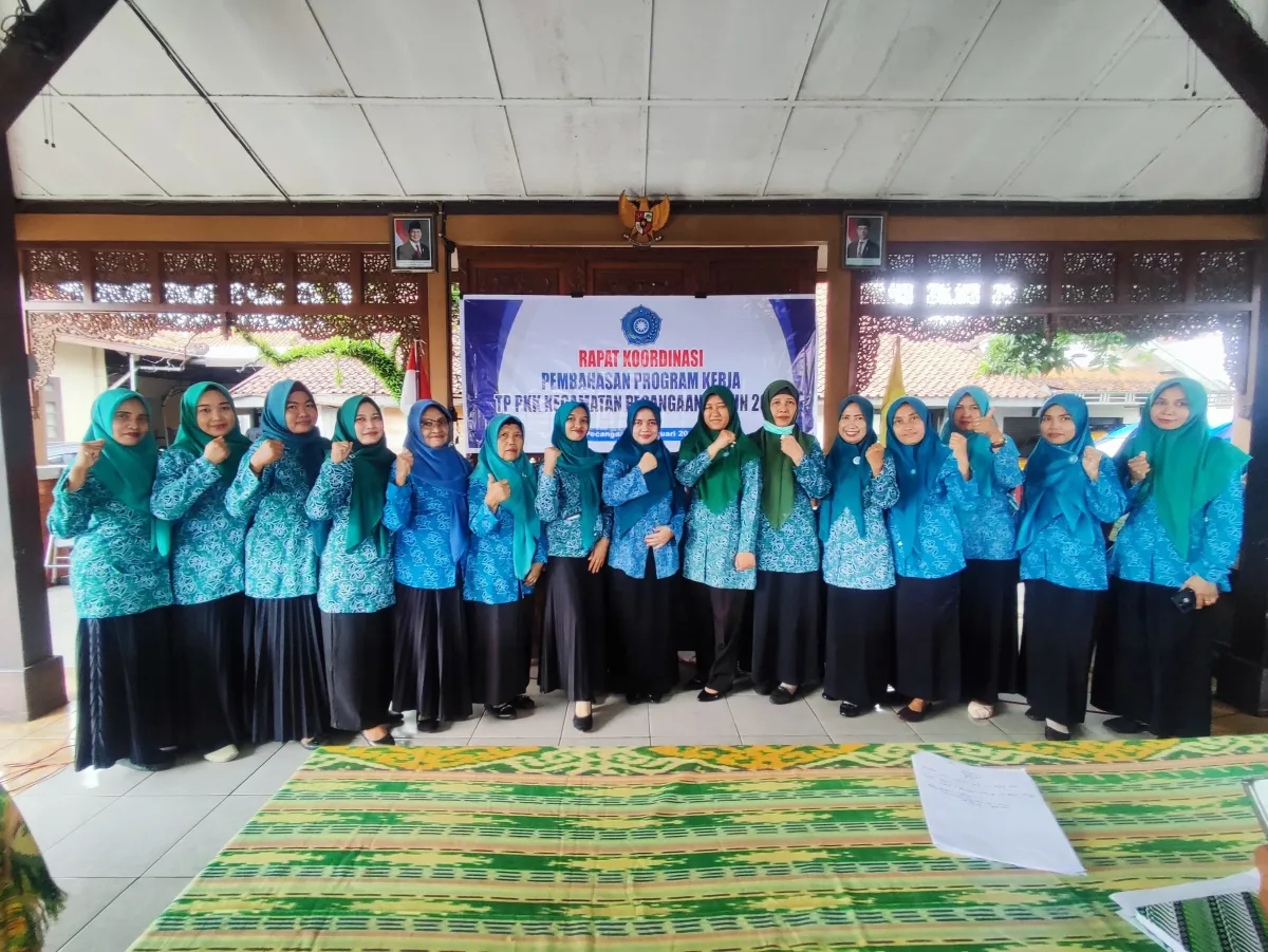 RAPAT KOORDINASI PEMBAHASAN PROGRAM KERJA TP.PKK KECAMATAN PECANGAAN TAHUN 2026