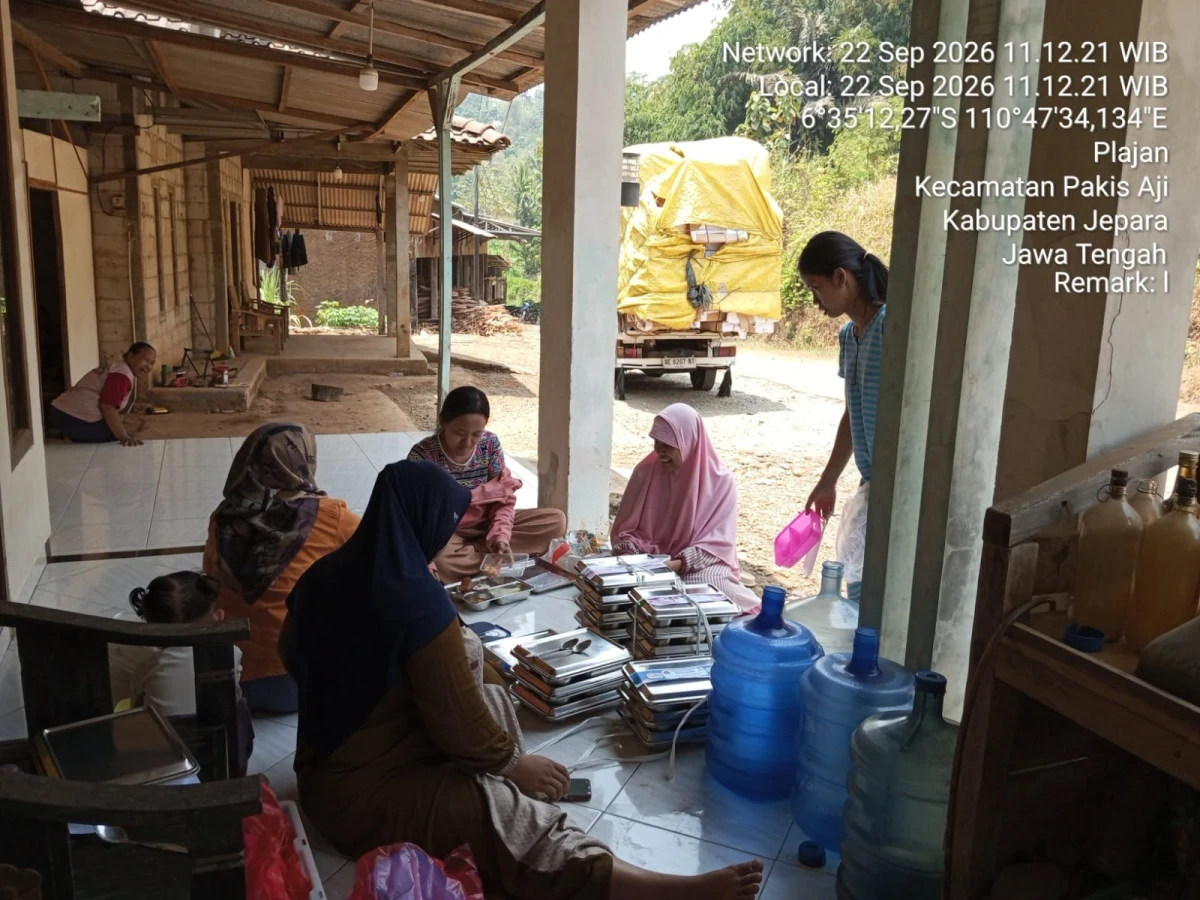MAKANAN BERGIZI GRATIS
