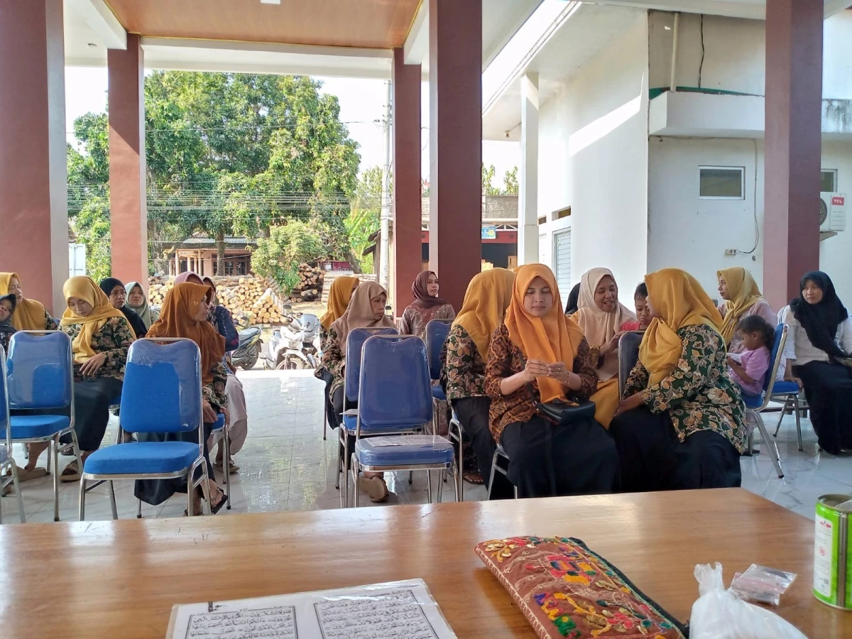 Sosialisasi sampah bersama PKK Desa Mangunan