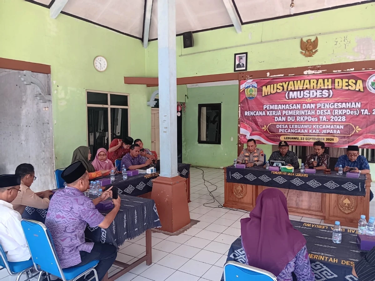 Sinergi Perempuan Membangun Desa: TP PKK Kecamatan Pecangaan Ikut Serta dalam Musdes RKPDes Lebuawu