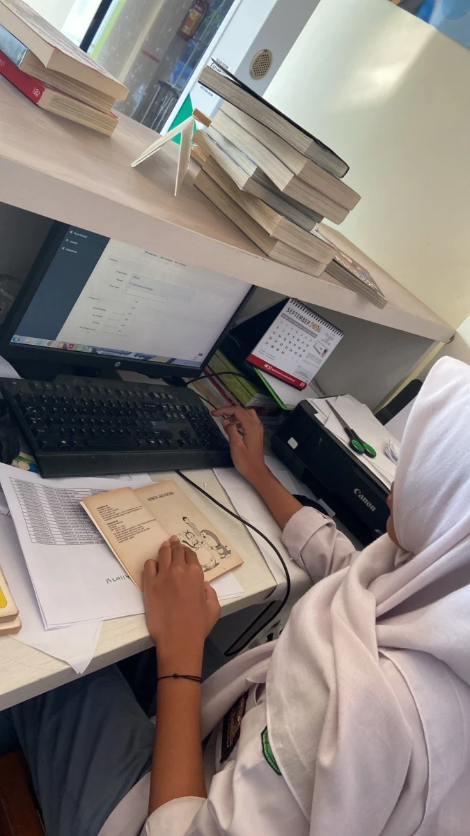 Digitalisasi Koleksi, Perkuat Layanan Literasi: Penginputan Buku ke Inlislite