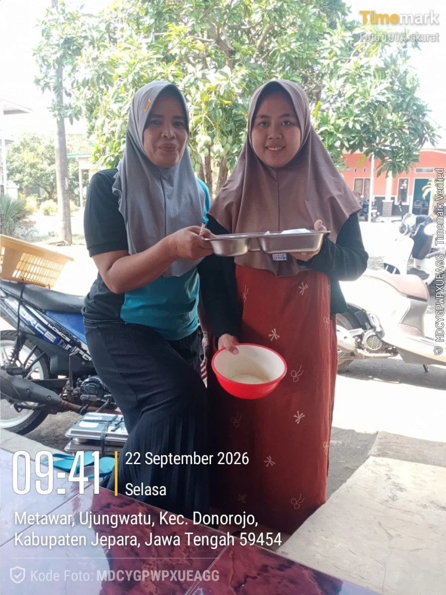 PENDISTRIBUSIAN MBG DI RW 01 POS 04 METAWAR