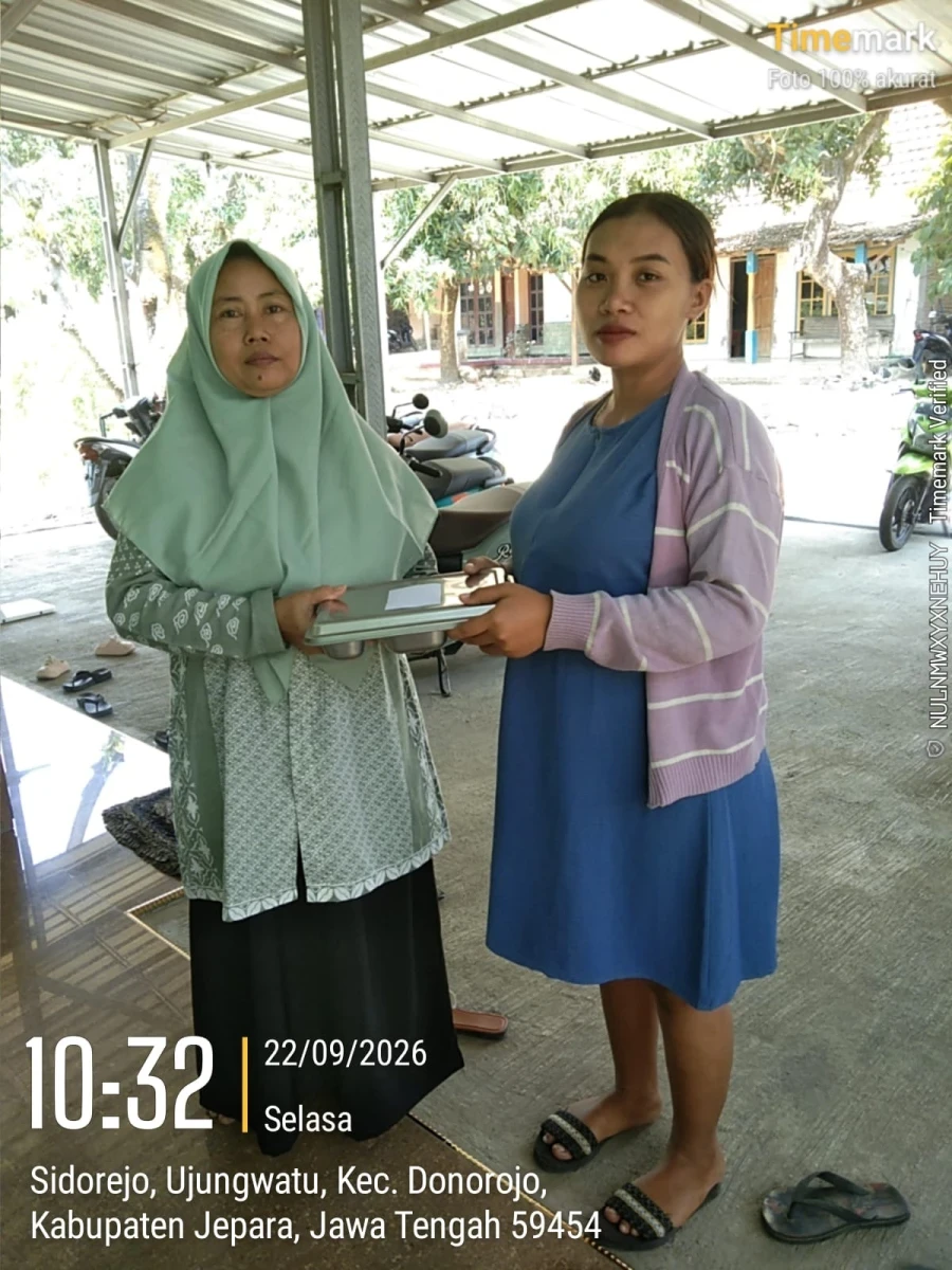 PENDISTRIBUSIAN MBG DI RW 02 POS 02 SIDOREJO
