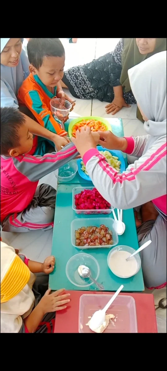 Membuat sakad buah
