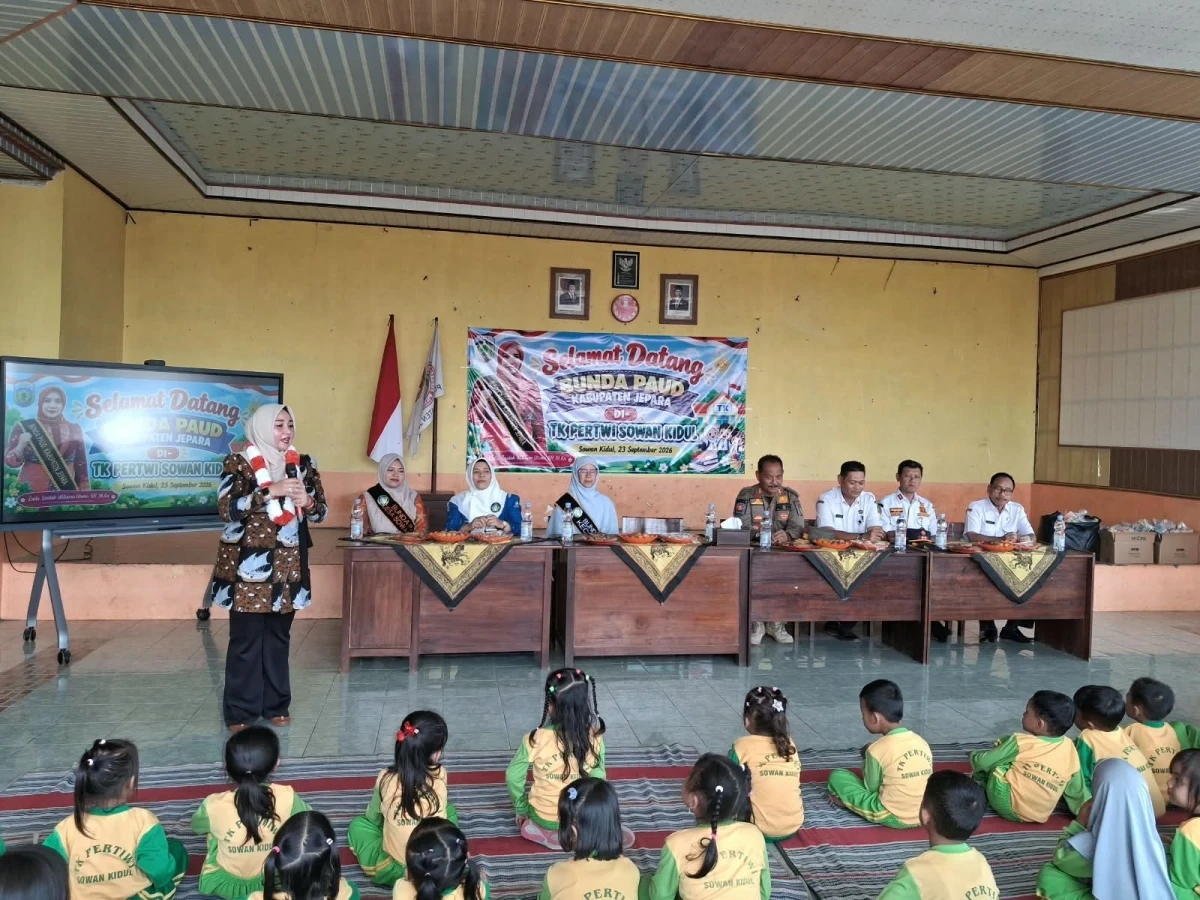 Sapa bunda PAUD di tk Pertiwi sowan Kidul. 