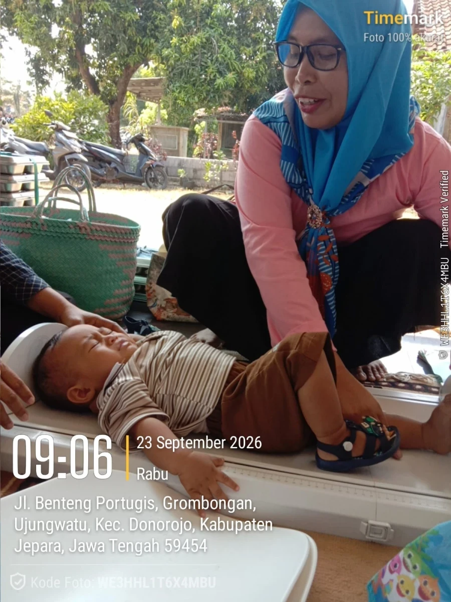 KEGIATAN POSYANDU MEKARSARI 03 RW 03 DUKUH GROBOGAN DESA UJUNGWATU