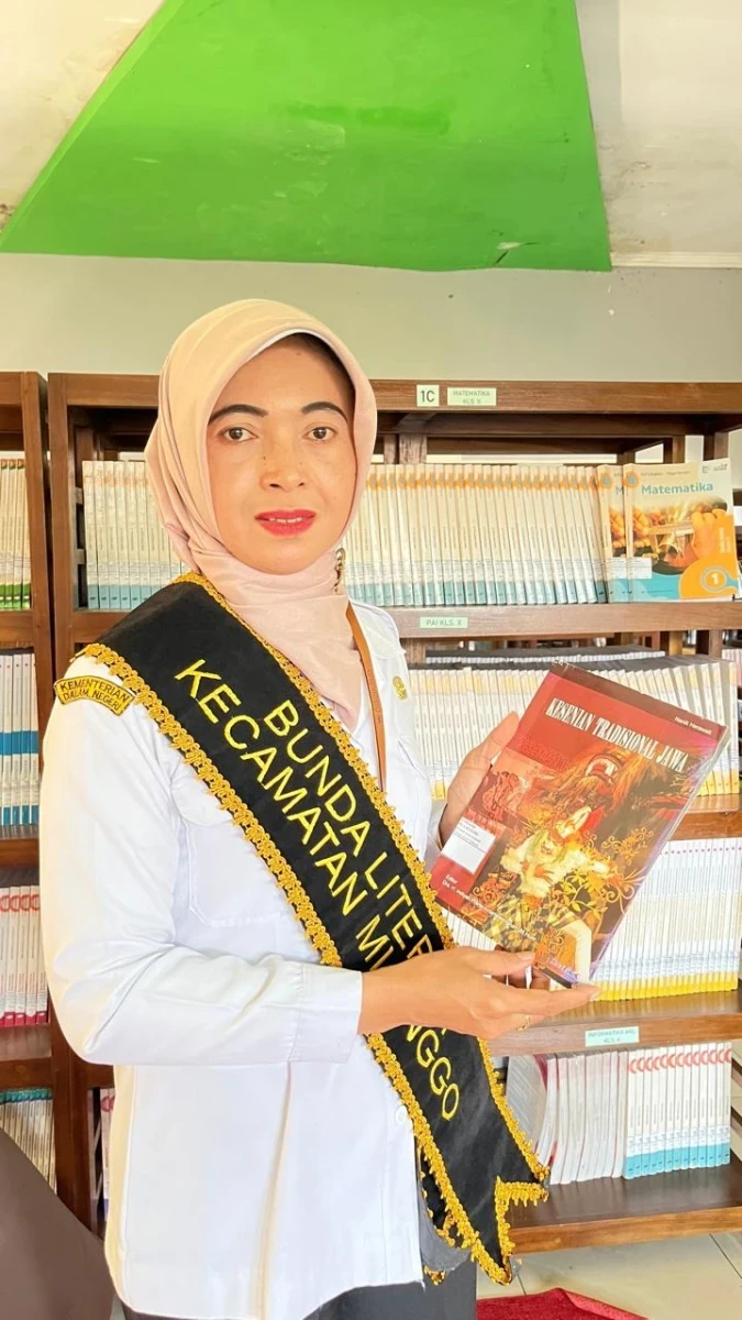 Bunda Literasi Kecamatan Mlonggo Dorong Semangat Membaca di Manggala Pustakalaya