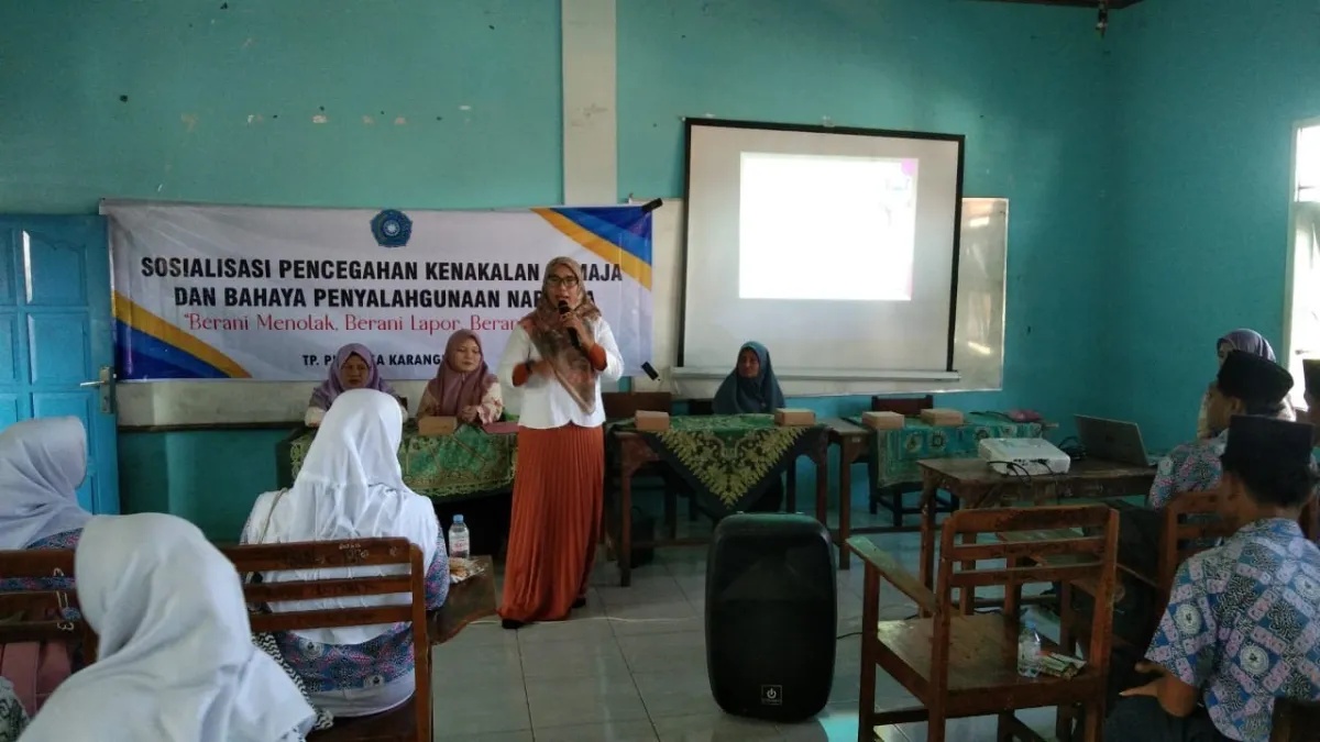 SOSIALISASI PENCEGAHAN KENAKALAN REMAJA DAN BAHAYA PENYALAHGUNAAN NARKOBA