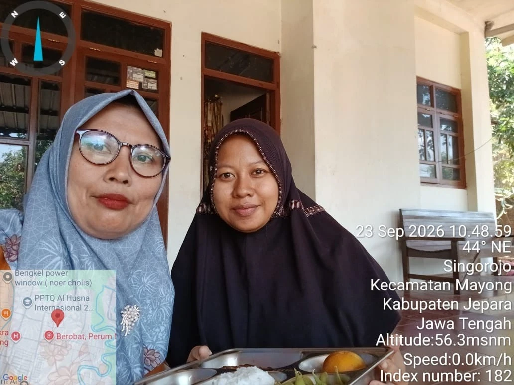 Bikin Adem, Ibu Menyusui Singorojo Senang Terima MBG Posyandu Nusa Indah