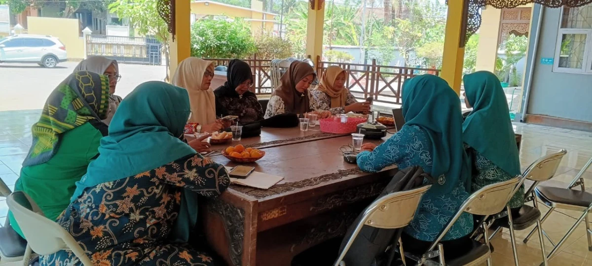 Evaluasi Smart Kartini di pendopo kecamatan pakis Aji