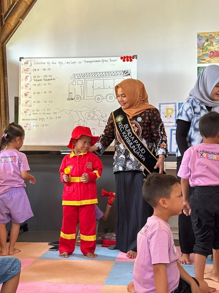 “Bermain Aman, Rumah Nyaman: Edukasi Pencegahan Kebakaran bagi Anak-Anak SPS Kejora”