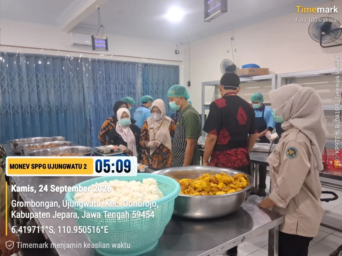 Mendampingi pemantauan pengawasan MBG bagi penerima manfaat 3B di SPPG Ujungwatu 2 Kecamatan Donorojo 