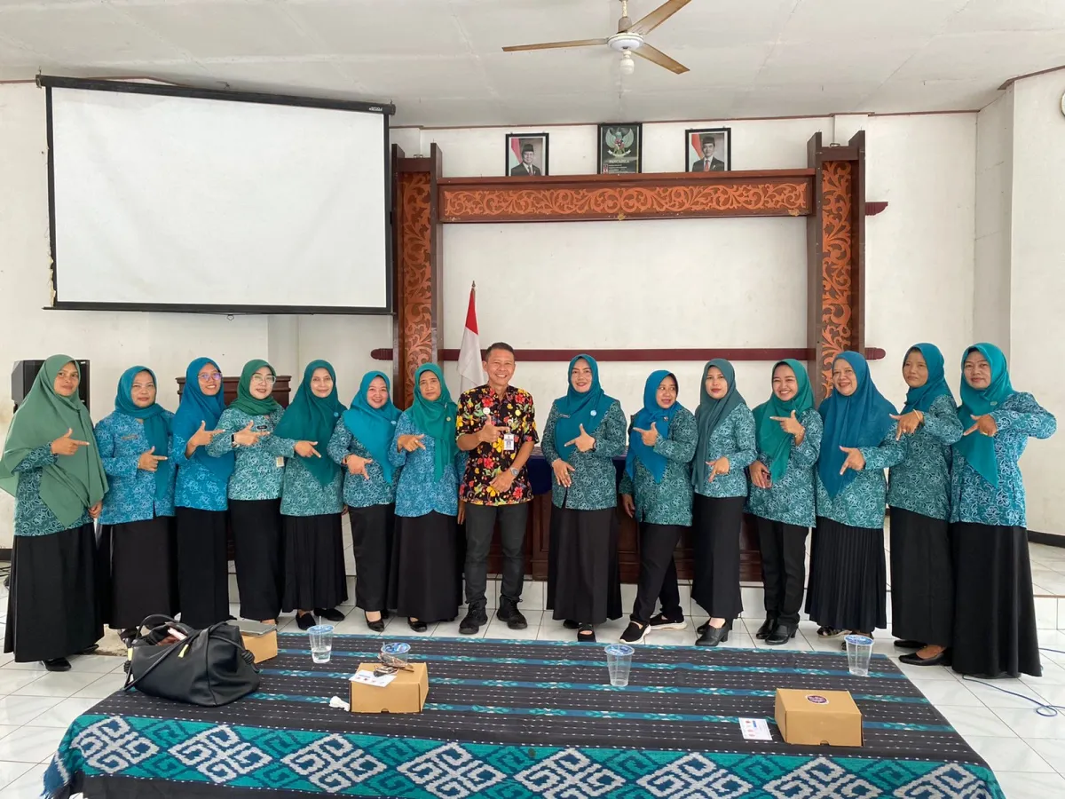 Pertemuan Rutin TP PKK Kecamatan Kembang Bulan April 2026