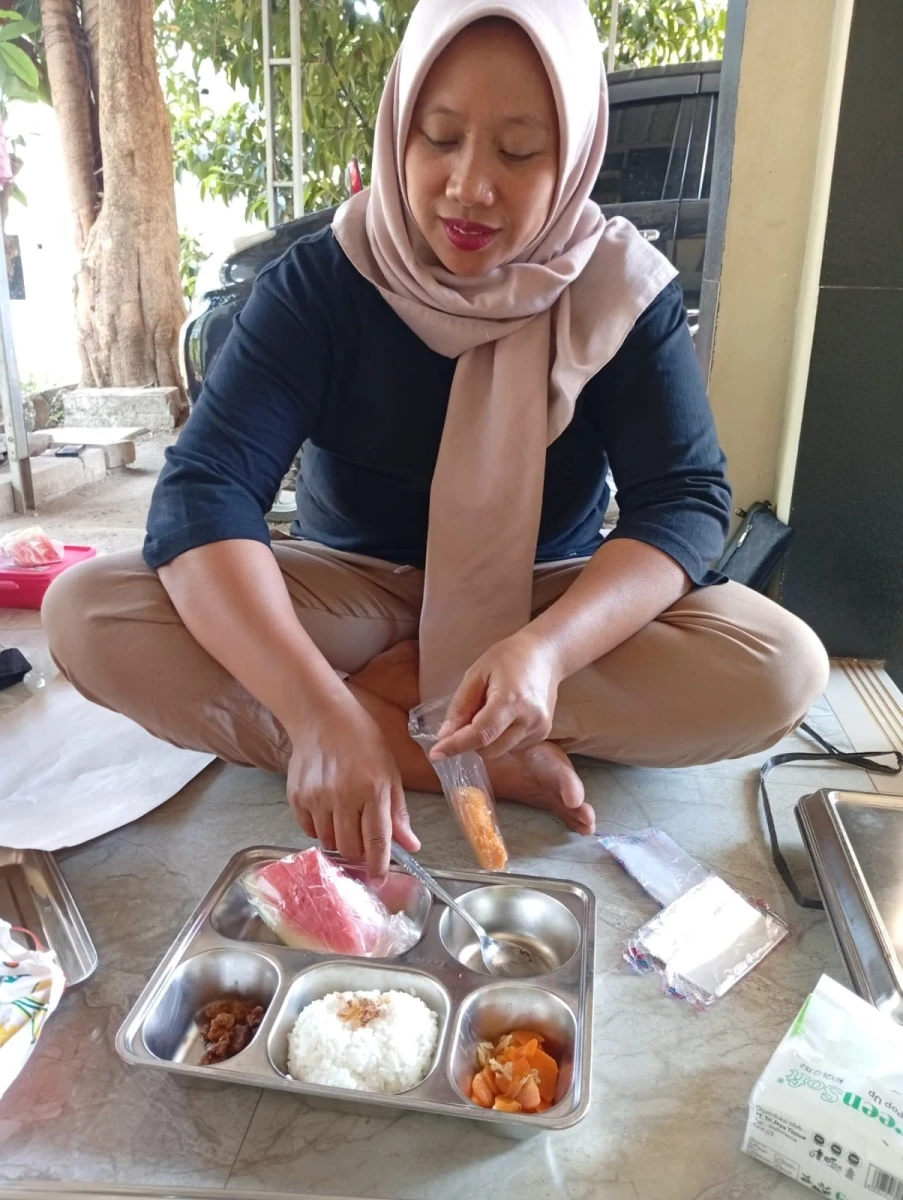 MAKANAN BERGIZI GRATIS