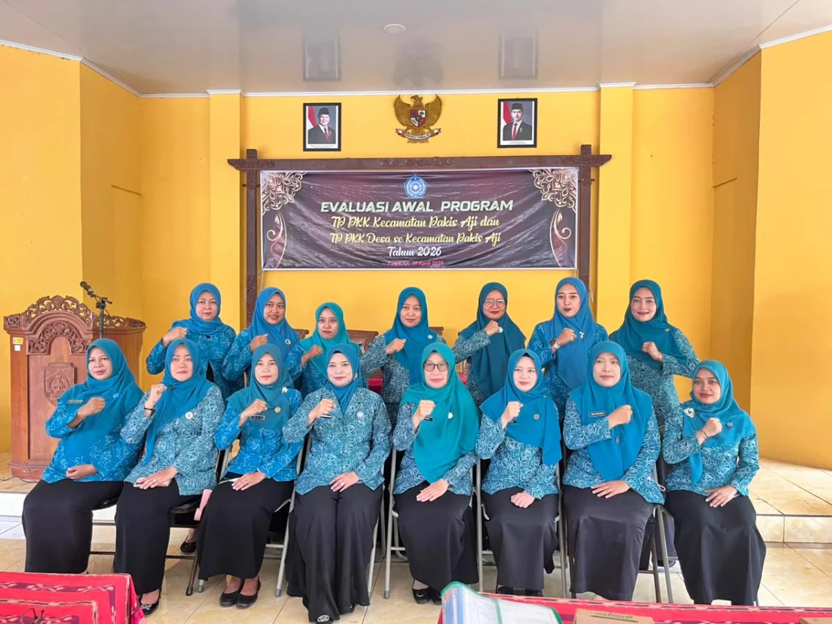Evaluasi Awal Program TP.PKK Kecamatan Pakis Aji dan TP. PKK Desa se Kecamatan Pakis Aji tahun 2026 di Pendopo Kecamatan Pakis Aji