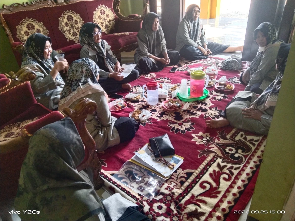 Pertemuan Rutin PKK RW 06 Desa Banyumanis 