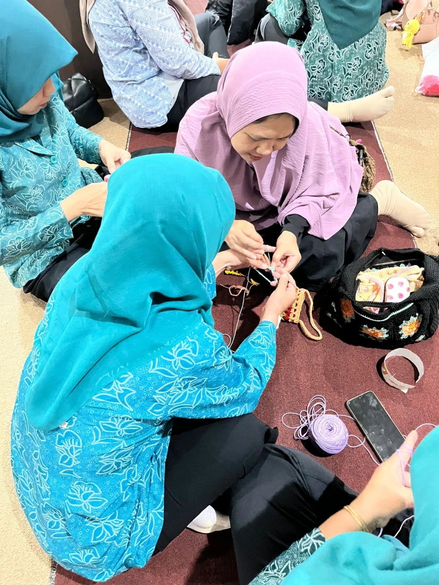 Pelatihan Membuat  Rajutan