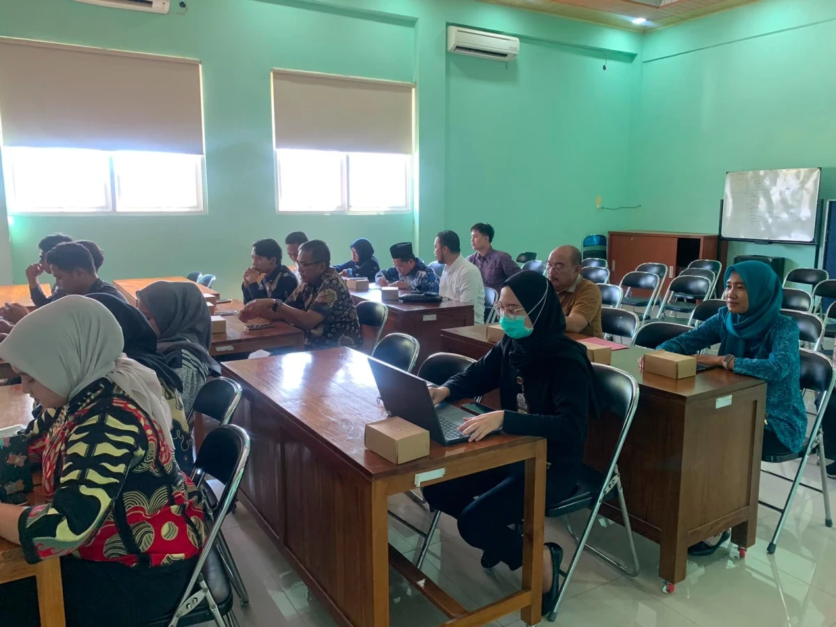 TP PKK Kecamatan Mlonggo Hadiri Laporan Hasil Monef SPPG di Puskesmas Mlonggo