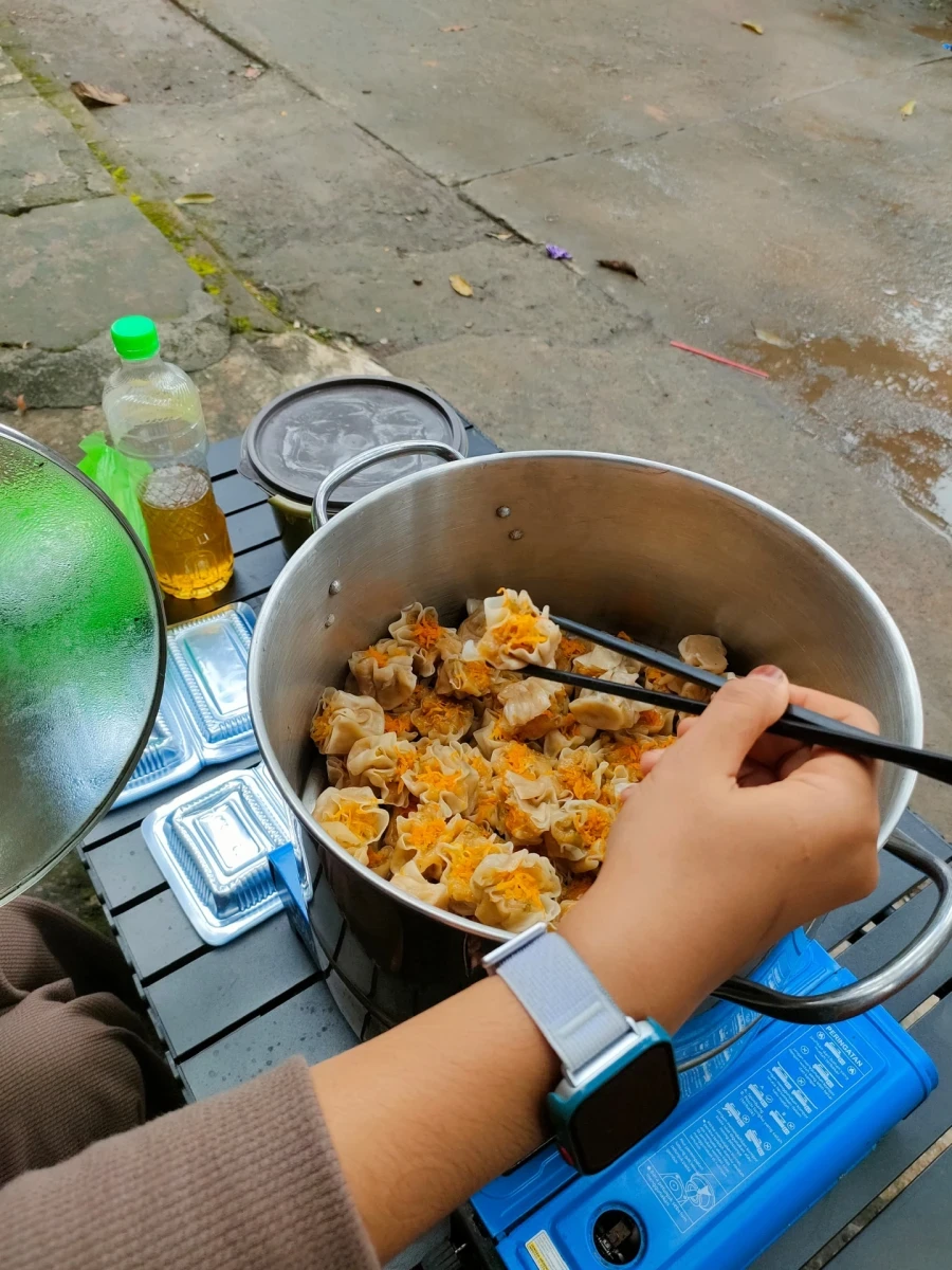 Kegiatan berjualan UMKM