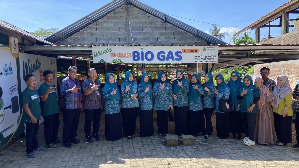 Kunjungan TP PKK Posyandu Jepara pada UMKM Desa Bucu