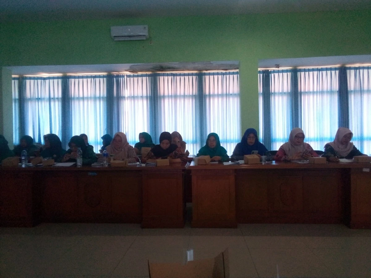 POKJA III DESA UJUNGWATU MENGIKUTI TEHNICAL MEETING DI DINAS PERIKANAN JEPARA